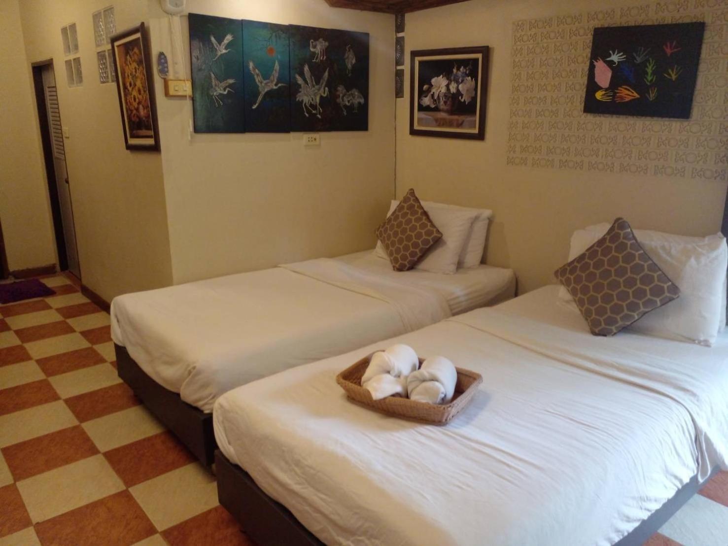 Baansuanleelawadee Resort Amphawa Ngoại thất bức ảnh
