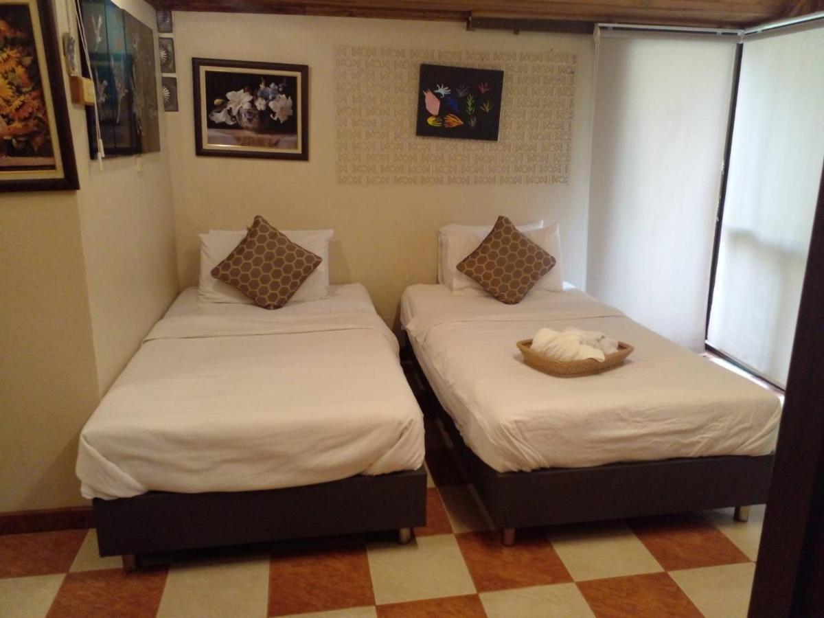 Baansuanleelawadee Resort Amphawa Ngoại thất bức ảnh