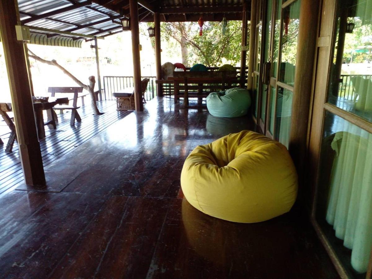 Baansuanleelawadee Resort Amphawa Ngoại thất bức ảnh