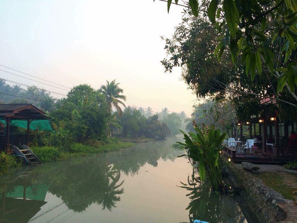 Baansuanleelawadee Resort Amphawa Ngoại thất bức ảnh